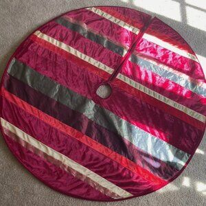 Christmas Tree Skirt Mulit color velvet, satin and tafetta modern pattern, 48'